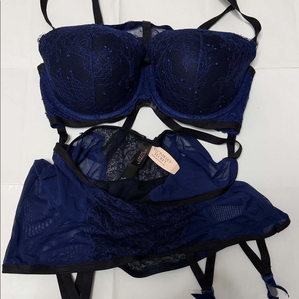 Victoria's Secret Deep Blue Lace Bra and Garter Set